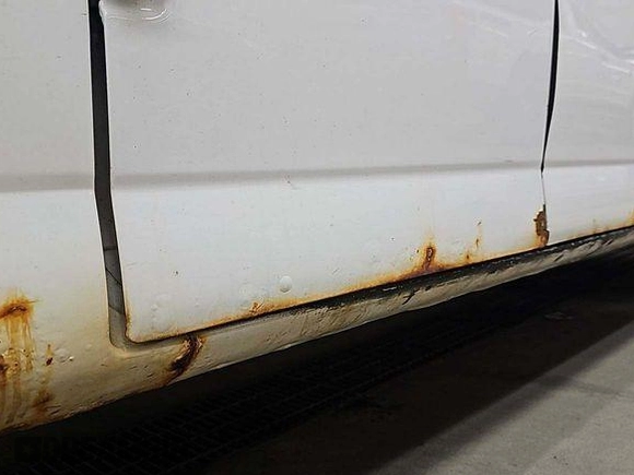 2010 Chevrolet Express Cargo with VIN 1GCZGFBA2A1125850, listed as a IAAI auction lot 42679127 with 153,437 mi miles and . Bid and sale history available at DreamBid. Image 19.