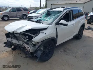 2019 Toyota Highlander SE with VIN 5TDKZRFHXKS308146, listed as a IAAI auction lot 41556837 with 52,555 mi miles. Bid and sale history available at carsss.com. Image 17.