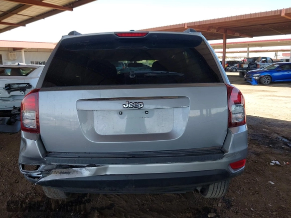 2017 Jeep Compass Sport z VIN 1C4NJCBA5HD147204, wystawiony jako IAAI lot #42552294 z przebiegiem 89 153 mil mil oraz . Historia ofert i sprzedaży dostępna na DreamBid. Obrazek 6.