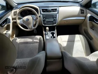 2017 Nissan Altima SV z VIN 1N4AL3AP5HC122605, wystawiony jako Copart lot #55948535 z przebiegiem 101 575 mil mil oraz Szkoda całkowita • Salvage title. Historia ofert i sprzedaży dostępna na DreamBid. Obrazek 8.