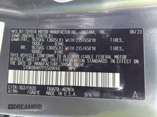 2023 Toyota Highlander L z VIN 5TDKDRAH7PS509046, wystawiony jako IAAI lot #41572986 z przebiegiem 50 039 mil mil oraz . Historia ofert i sprzedaży dostępna na DreamBid. Obrazek 9.