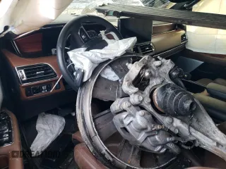 2024 Lincoln Navigator Reserve z VIN 5LMJJ2LG3REL05460, wystawiony jako Copart lot #42491435 z przebiegiem Nie podano mil oraz Szkoda całkowita • Salvage title. Historia ofert i sprzedaży dostępna na DreamBid. Obrazek 8.