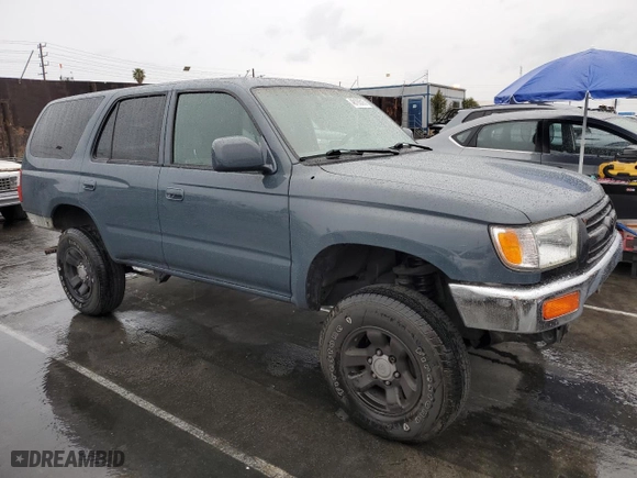 2000 Toyota 4Runner with VIN JT3GM84R7Y0054146, listed as a Copart auction lot 48193515 with 229,393 mi miles and Salvage Title. Bid and sale history available at carsss.com. Image 4.