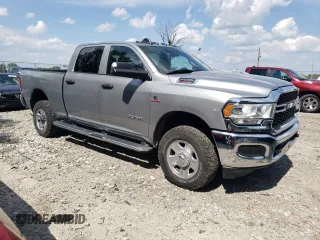 2021 Ram 2500 Tradesman with VIN 3C6UR5CL7MG510137, listed as a Copart auction lot 60991965 with 136,797 mi miles and Salvage title. Bid and sale history available at DreamBid. Image 4.