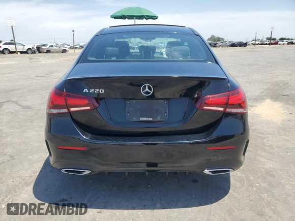 2019 Mercedes-Benz A 220 z VIN WDD3G4EB3KW019870, wystawiony jako Copart lot #59726595 z przebiegiem 73 402 mil mil oraz Szkoda całkowita • Salvage title. Historia ofert i sprzedaży dostępna na DreamBid. Obrazek 6.