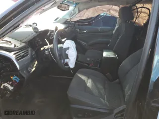 2017 Chevrolet Tahoe Commercial with VIN 1GNLCDEC2HR186900, listed as a Copart auction lot 71495554 with 116,447 mi miles and Salvage Title. Bid and sale history available at carsss.com. Image 7.