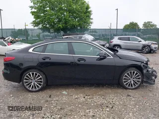 2021 BMW 2 Series 228i xDrive z VIN WBA73AK08M7H41082, wystawiony jako IAAI lot #42203395 z przebiegiem 45 240 mil mil oraz . Historia ofert i sprzedaży dostępna na DreamBid. Obrazek 12.