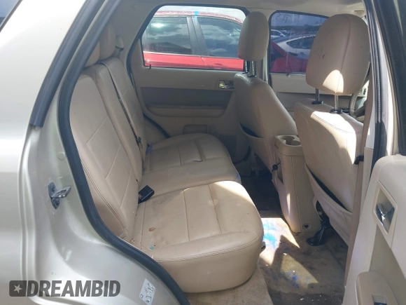 2010 Ford Escape Limited с VIN 1FMCU0E75AKB91097, выставлен на аукционе IAAI как лот 42488263 с пробегом 201 551 миль миль и . История ставок и продаж доступна на DreamBid. Изображение 8.