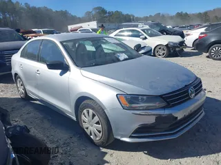 2016 Volkswagen Jetta Sedan 1.4T S w/Technology with VIN 3VW267AJ4GM352588, listed as a IAAI auction lot 41673062 with 148,003 mi miles. Bid and sale history available at carsss.com. Image 1.