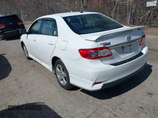 2013 Toyota Corolla L with VIN 2T1BU4EEXDC970586, listed as a IAAI auction lot 41997928 with 402,459 mi miles. Bid and sale history available at carsss.com. Image 3.