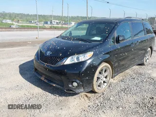 2011 Toyota Sienna SE with VIN 5TDXK3DC0BS045860, listed as a IAAI auction lot 42120173 with 285,091 mi miles and . Bid and sale history available at DreamBid. Image 18.