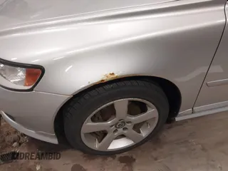 2011 Volvo V50 с VIN YV1672MW8B2597061, выставлен на аукционе IAAI как лот 42083823 с пробегом 164 818 миль миль и . История ставок и продаж доступна на DreamBid. Изображение 6.