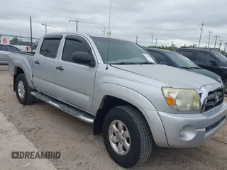2007 Toyota Tacoma PreRunner z VIN 3TMJU62N37M033683, wystawiony jako IAAI lot #42383346 z przebiegiem 138 683 mil mil oraz . Historia ofert i sprzedaży dostępna na DreamBid. Obrazek 1.