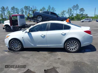 2011 Buick Regal CXL RL6 with VIN W04GU5GC4B1034384, listed as a IAAI auction lot 42053618 with 1 mi miles. Bid and sale history available at carsss.com. Image 13.