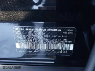 2024 Mitsubishi Outlander SE with VIN JA4J4VA82RZ066739, listed as a IAAI auction lot 41228185 with 6,594 mi miles. Bid and sale history available at carsss.com. Image 9.