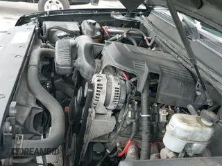 2011 Chevrolet Suburban LS с VIN 1GNSCHE0XBR255235, выставлен на аукционе IAAI как лот 42913106 с пробегом 205 837 миль миль и . История ставок и продаж доступна на DreamBid. Изображение 19.