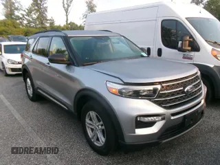 2022 Ford Explorer XLT z VIN 1FMSK8DH7NGA50616, wystawiony jako IAAI lot #42845572 z przebiegiem 21 441 mil mil oraz . Historia ofert i sprzedaży dostępna na DreamBid. Obrazek 8.