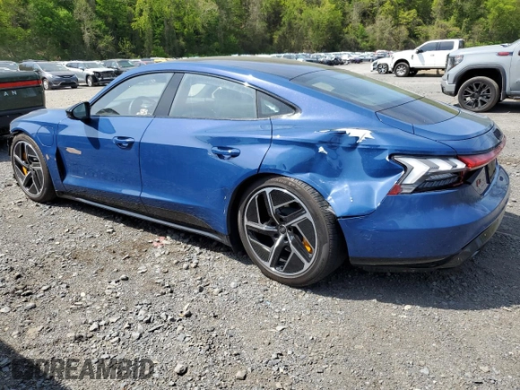 2023 Audi RS e-tron GT z VIN WAUBHBFW7P7903740, wystawiony jako Copart lot #55556935 z przebiegiem 8358 mil mil oraz Szkody całkowita. Historia ofert i sprzedaży dostępna na DreamBid. Obrazek 2.