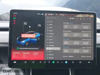 2018 Tesla Model 3 Long Range Battery with VIN 5YJ3E1EB2JF180275, listed as a IAAI auction lot 41196064 with 110,535 mi miles. Bid and sale history available at carsss.com. Image 7.