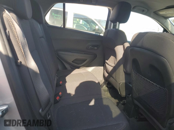 2019 Chevrolet Trax LS with VIN 3GNCJNSB9KL351587, listed as a Copart auction lot 54025945 with 17,083 mi miles and Salvage Title. Bid and sale history available at carsss.com. Image 11.