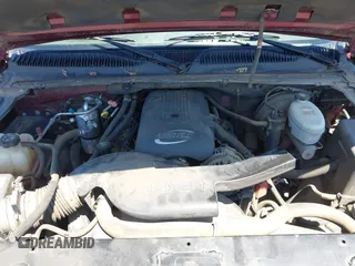 2003 Chevrolet Tahoe LS with VIN 1GNEC13TX3J252997, listed as a IAAI auction lot 42504734 with 118,972 mi miles and . Bid and sale history available at DreamBid. Image 10.