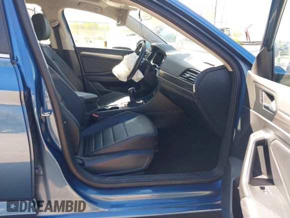 2021 Volkswagen Jetta SEL with VIN 3VWE57BUXMM050386, listed as a IAAI auction lot 42140492 with 74,477 mi miles and . Bid and sale history available at DreamBid. Image 5.