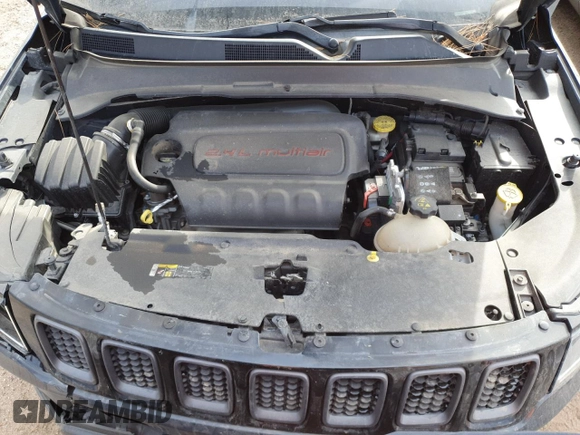 2018 Jeep Compass Trailhawk with VIN 3C4NJDDB9JT337597, listed as a Copart auction lot 86314244 with 88,873 mi miles and Salvage Title. Bid and sale history available at carsss.com. Image 12.