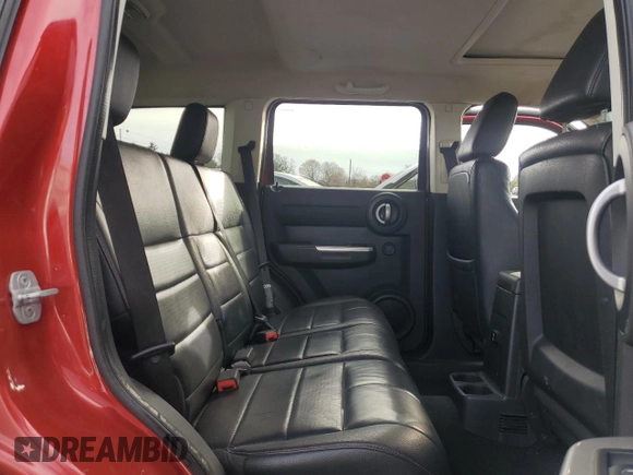 2007 Dodge Nitro R/T z VIN 1D8GT58617W724364, wystawiony jako Copart lot #82677424 z przebiegiem 209 599 mil mil oraz Szkoda całkowita • Salvage title. Historia ofert i sprzedaży dostępna na DreamBid. Obrazek 11.