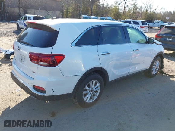 2019 Kia Sorento LX with VIN 5XYPGDA37KG526732, listed as a IAAI auction lot 41708039 with 75,963 mi miles. Bid and sale history available at carsss.com. Image 4.