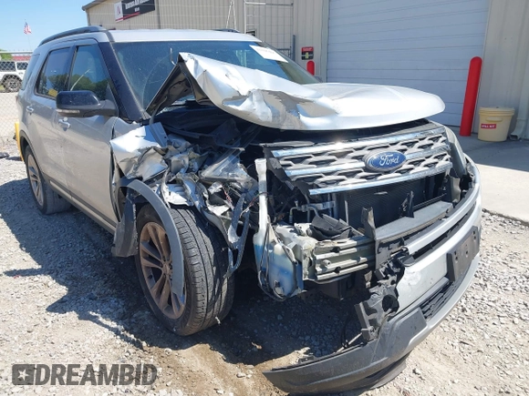 2018 Ford Explorer XLT with VIN 1FM5K7D85JGC22000, listed as a IAAI auction lot 42046406 with 227,828 mi miles and . Bid and sale history available at DreamBid. Image 6.