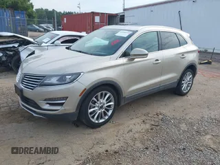 2017 Lincoln MKC Reserve с VIN 5LMCJ3C97HUL32052, выставлен на аукционе IAAI как лот 42584957 с пробегом 88 459 миль миль и . История ставок и продаж доступна на DreamBid. Изображение 17.