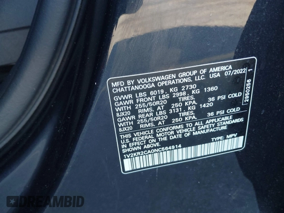 2022 Volkswagen Atlas SE z VIN 1V2KR2CA0NC564914, wystawiony jako IAAI lot #42035604 z przebiegiem 35 678 mil mil oraz . Historia ofert i sprzedaży dostępna na DreamBid. Obrazek 9.