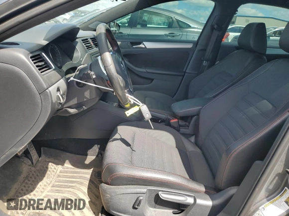 2013 Volkswagen Jetta Autobahn with VIN 3VW4S7AJXDM285818, listed as a Copart auction lot 64452795 with 81,608 mi miles and Clean title. Bid and sale history available at DreamBid. Image 7.