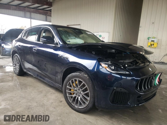 2023 Maserati Grecale GT z VIN ZN682AVA0P7430132, wystawiony jako Copart lot #47907934 z przebiegiem 12 297 mil mil oraz . Historia ofert i sprzedaży dostępna na DreamBid. Obrazek 4.