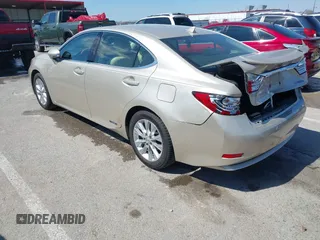 2013 Lexus ES 300h Hybrid with VIN JTHBW1GG6D2011464, listed as a IAAI auction lot 41838434 with 150,747 mi miles. Bid and sale history available at carsss.com. Image 3.