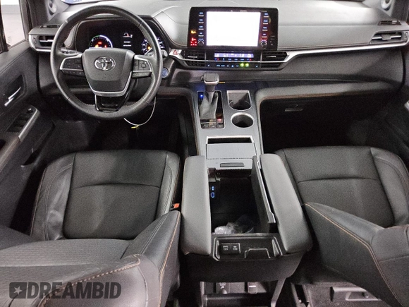 2022 Toyota Sienna XSE z VIN 5TDDRKEC6NS097540, wystawiony jako Copart lot #52853935 z przebiegiem 35 096 mil mil oraz Czysty tytuł • Clean title. Historia ofert i sprzedaży dostępna na DreamBid. Obrazek 8.