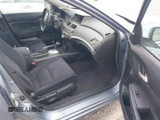 2011 Honda Accord LX z VIN 1HGCP2F34BA094369, wystawiony jako IAAI lot #42188493 z przebiegiem 179 925 mil mil oraz . Historia ofert i sprzedaży dostępna na DreamBid. Obrazek 5.
