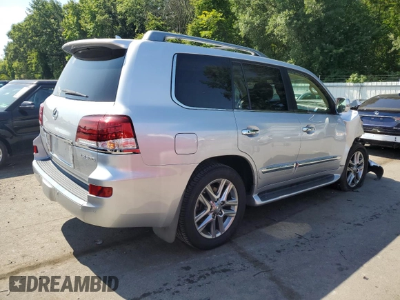 2015 Lexus LX 570 with VIN JTJHY7AXXF4167030, listed as a Copart auction lot 68377784 with 41,136 mi miles and Salvage Title. Bid and sale history available at DreamBid. Image 3.