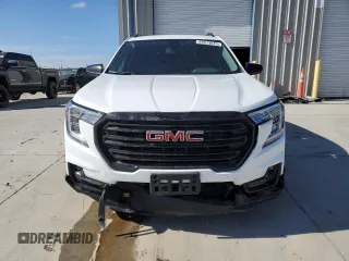 2024 GMC Terrain SLT z VIN 3GKALPEG7RL393252, wystawiony jako Copart lot #49613645 z przebiegiem 12 646 mil mil oraz Szkoda całkowita • Salvage title. Historia ofert i sprzedaży dostępna na DreamBid. Obrazek 5.
