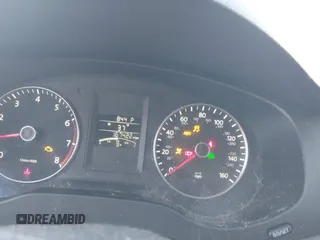 2013 Volkswagen Jetta SE с VIN 3VWDP7AJ9DM250575, выставлен на аукционе IAAI как лот 41879806 с пробегом 167 422 миль миль и . История ставок и продаж доступна на DreamBid. Изображение 7.