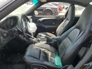 2002 Porsche 911 z VIN WP0AA29982S620729, wystawiony jako Copart lot #56653095 z przebiegiem 83 865 mil mil oraz Szkoda całkowita • Salvage title. Historia ofert i sprzedaży dostępna na DreamBid. Obrazek 7.