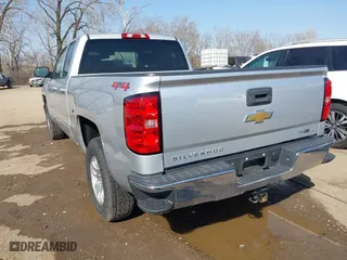 2018 Chevrolet Silverado 1500 LT with VIN 1GCVKREC5JZ150982, listed as a IAAI auction lot 41787560 with 182,423 mi miles. Bid and sale history available at carsss.com. Image 3.