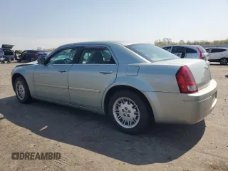 2006 Chrysler 300 with VIN 2C3KA43R36H484102, listed as a Copart auction lot 53086605 with 152,474 mi miles and Clean Title. Bid and sale history available at carsss.com. Image 2.