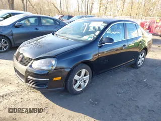 2009 Volkswagen Jetta SE с VIN 3VWRZ71K39M130352, выставлен на аукционе IAAI как лот 41831865 с пробегом 175 893 миль миль и . История ставок и продаж доступна на DreamBid. Изображение 2.