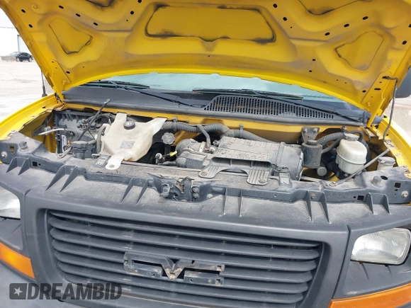 2012 GMC Savana Cargo Van with VIN 1GTW7GCA9C1900087, listed as a IAAI auction lot 41716404 with 277,445 mi miles. Bid and sale history available at carsss.com. Image 10.