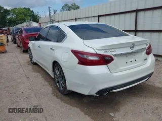 2018 Nissan Altima SV with VIN 1N4AL3AP7JC276268, listed as a IAAI auction lot 42166837 with 95,158 mi miles and . Bid and sale history available at carsss.com. Image 3.