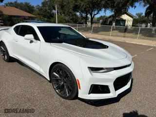 2022 Chevrolet Camaro ZL1 with VIN 1G1FK1R61N0129527, listed as a Copart auction lot 88288895 with 19,037 mi miles and Clean Title. Bid and sale history available at carsss.com. Image 1.