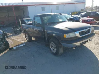 1998 Mazda B-Series 2WD Truck SX with VIN 4F4YR12C8WTM35238, listed as a IAAI auction lot 40652380 with 185,542 mi miles. Bid and sale history available at carsss.com. Image 1.