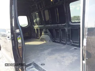 2022 Mercedes-Benz Sprinter Cargo with VIN W1Y4ECHYXNT112143, listed as a IAAI auction lot 41844852 with 46,727 mi miles. Bid and sale history available at carsss.com. Image 8.