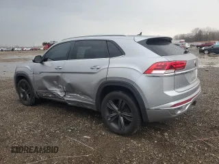 2021 Volkswagen Atlas SE with VIN 1V2NE2CA7MC211044, listed as a Copart auction lot 51333565 with 38,705 mi miles and Salvage title. Bid and sale history available at DreamBid. Image 2.